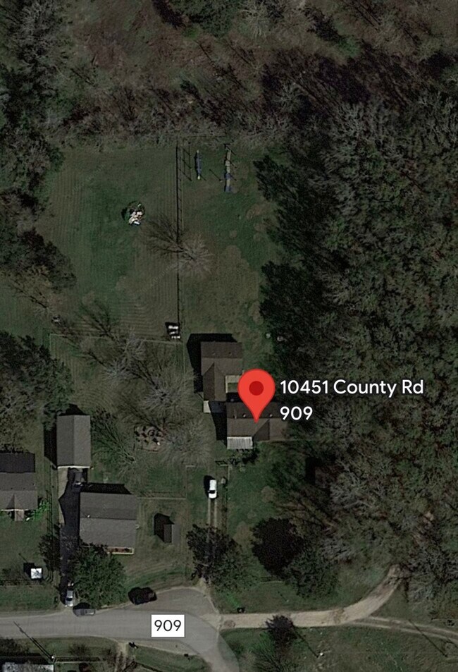 Building Photo - 10451 County Rd 909