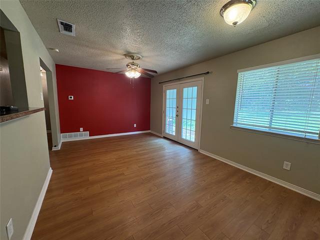 Building Photo - 334 Linkwood Dr