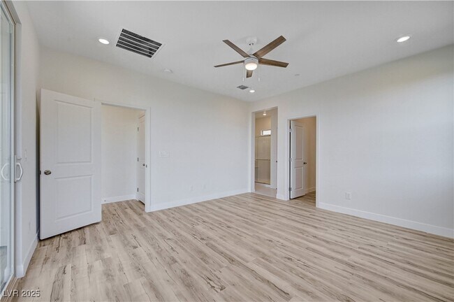 Building Photo - 12470 Madison Pk Pl