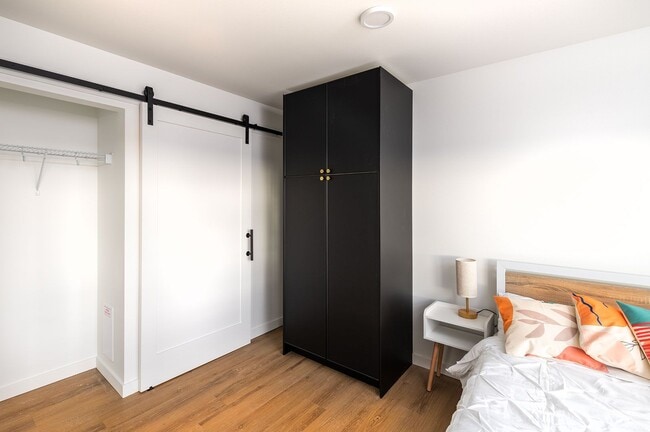 Interior Photo - Cypress Greenwood