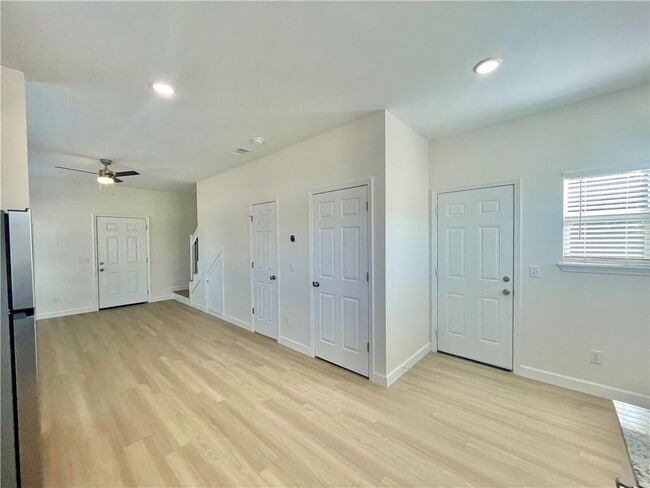 Building Photo - 506 Park St