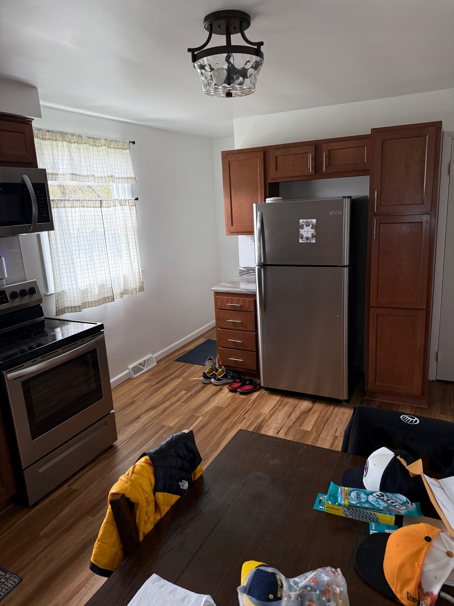 Building Photo - 129 Carr Rd