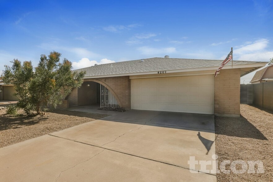 Primary Photo - 4207 W Eva St