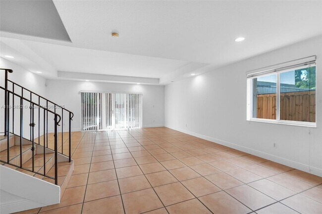 Building Photo - 3060 Matilda St
