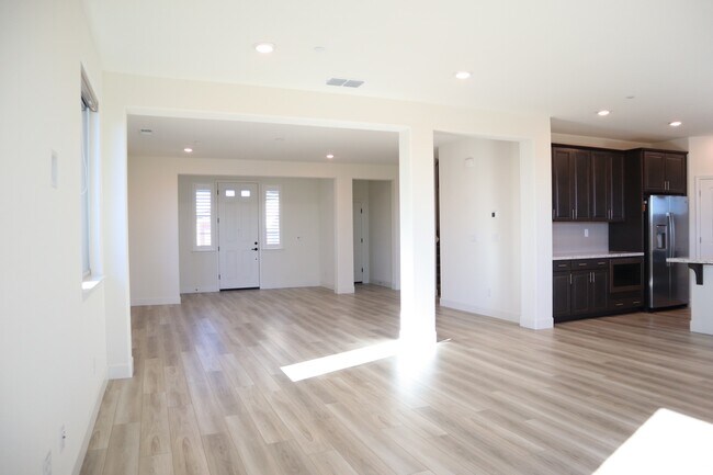 Building Photo - 5288 Fandango Loop