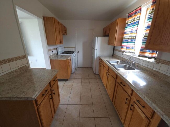 Building Photo - 2644 Barela St