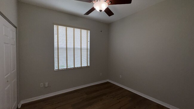 Building Photo - 8654 Lineyard Cay