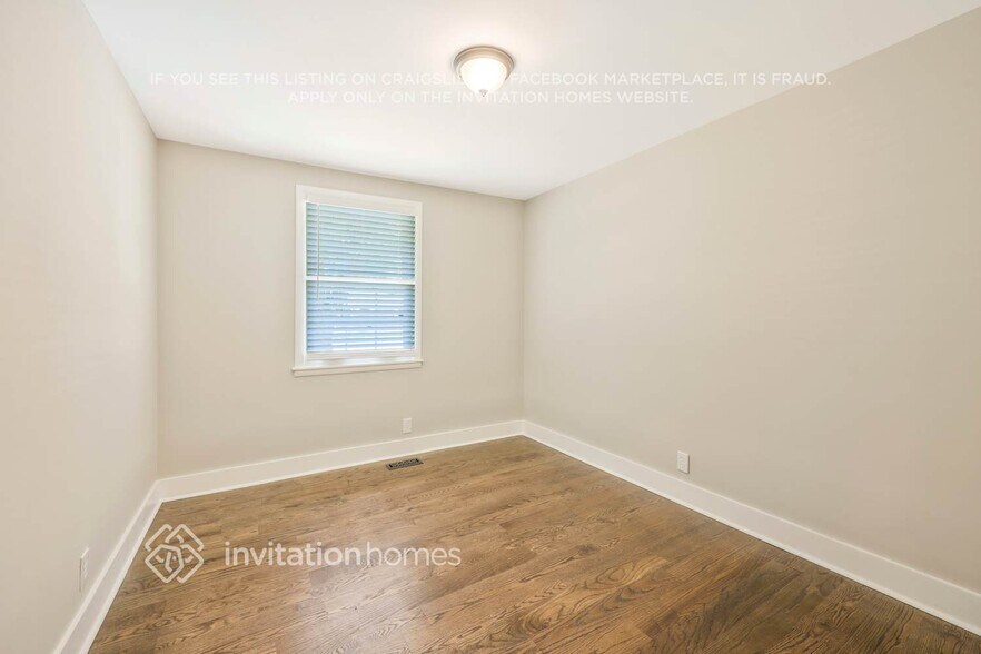 Building Photo - 5009 Suter Dr