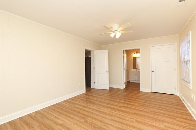 Building Photo - 937 Green Cir Dr