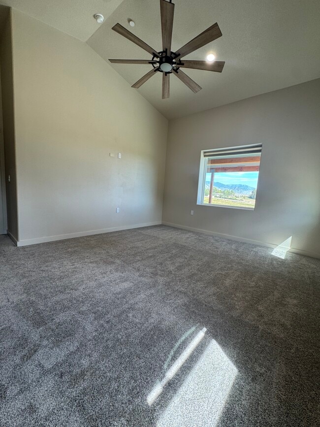 Building Photo - 536 Jackson Ranch Rd