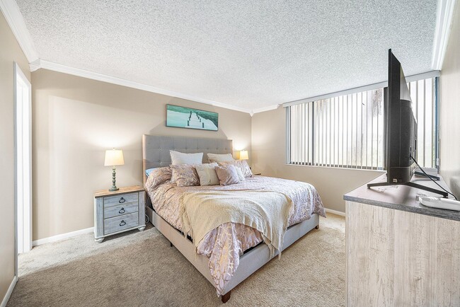 Building Photo - 4381 Trevi Ct