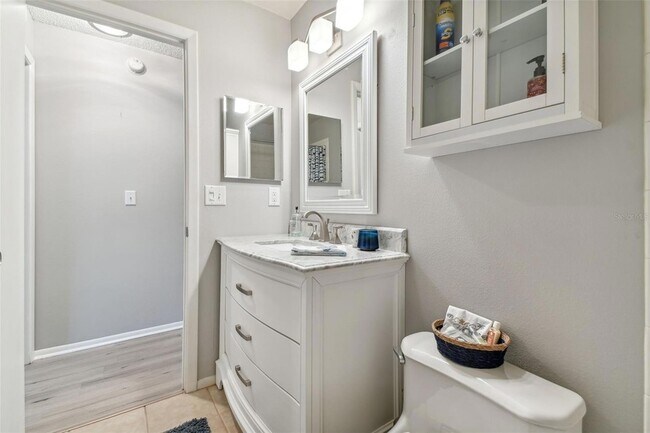 Building Photo - 2087 Hunters Glen Dr