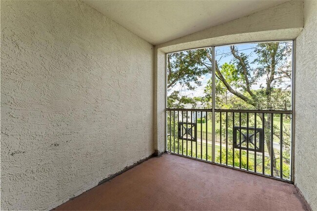 Building Photo - 5039 Sunridge Palms Dr
