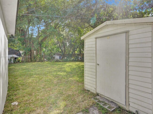 Building Photo - 106 Edmund Rd