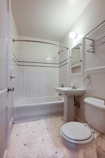 Interior Photo - ELIZABETH APARTMENTS (ELIZ01)