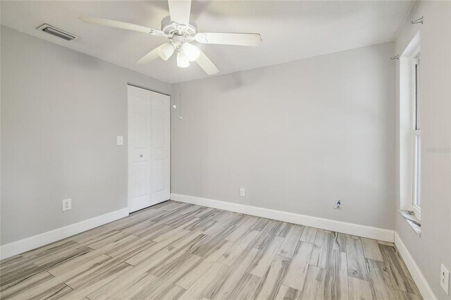 Building Photo - 3679 Sugarcreek Dr