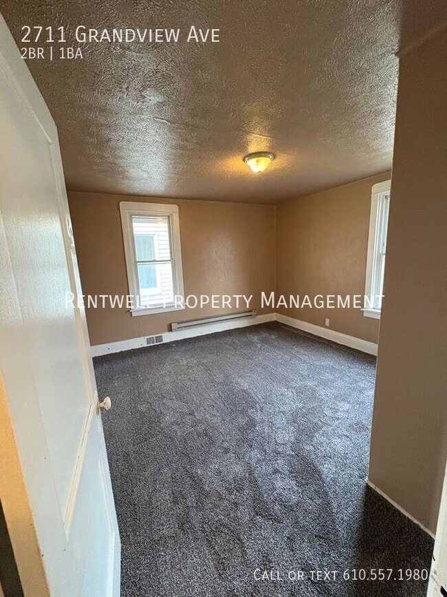 Building Photo - 2711 Grandview Ave