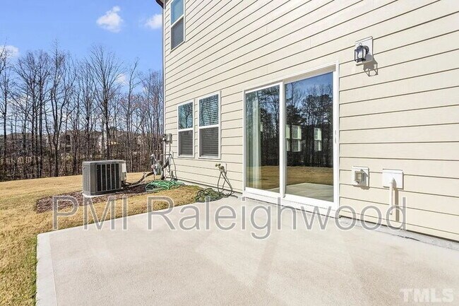 Building Photo - 1195 Chestnut Bluff Run