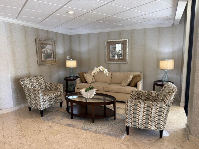 Building Photo - 2800 N Ocean Dr