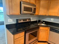 Building Photo - 10427 Briarbend Dr