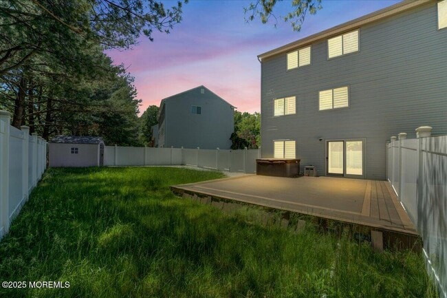 Building Photo - 85 Lone Star Ln