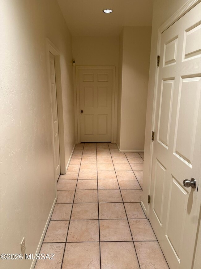 Building Photo - 6141 N Paseo Zaldivar