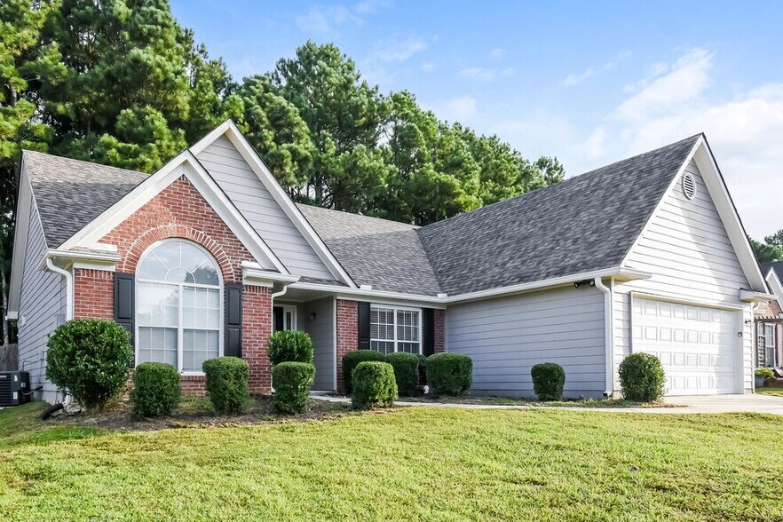 Building Photo - 990 Lendl Ln