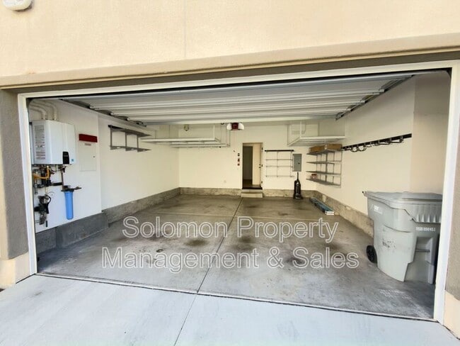 Building Photo - 4336 Harbor Way