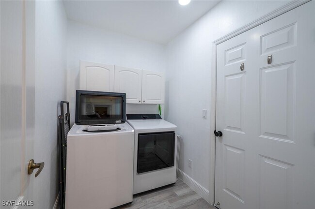 Building Photo - 7112 Falcons Glen Blvd