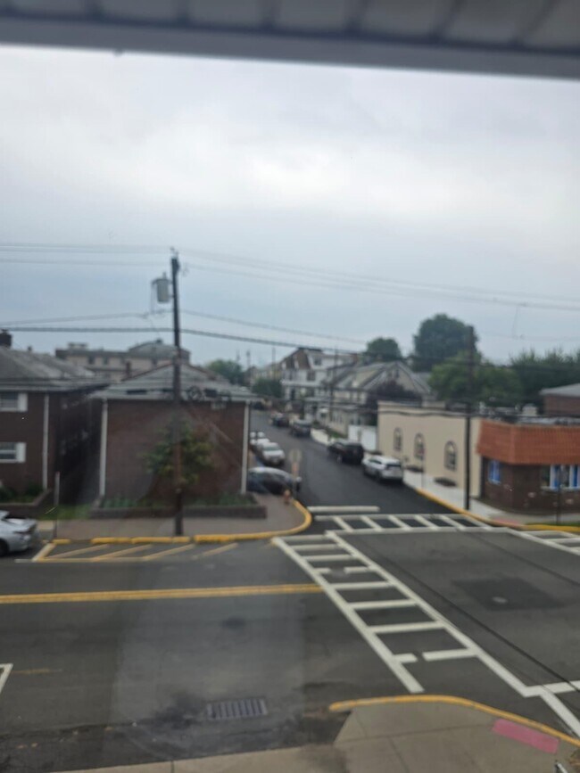 Building Photo - 153 Palisade Ave