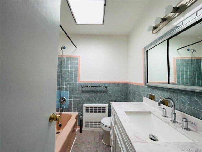 Building Photo - 41-17 147th St