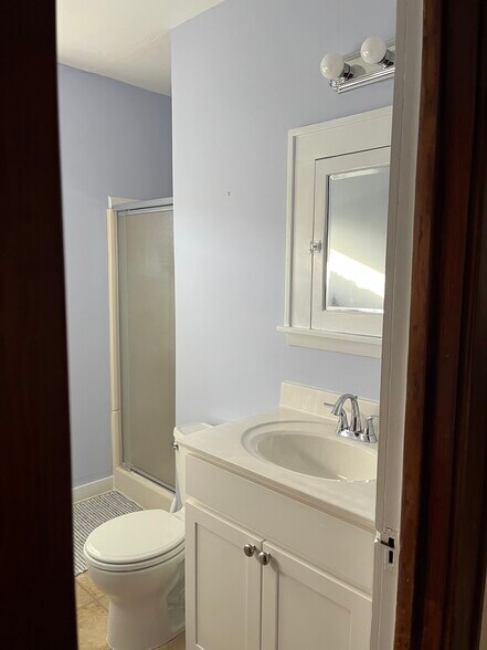 Bathroom - 719 W 2nd St