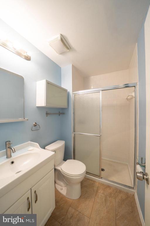 Building Photo - 9572 Inverary Ct