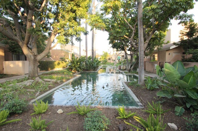 Building Photo - 2925 Wellesley Ct