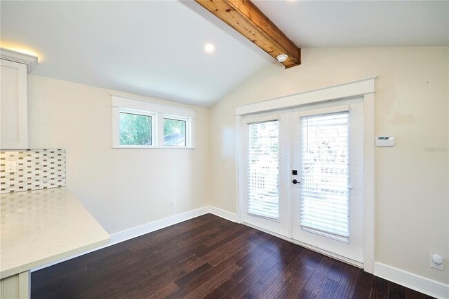 Building Photo - 6008 N Highland Ave