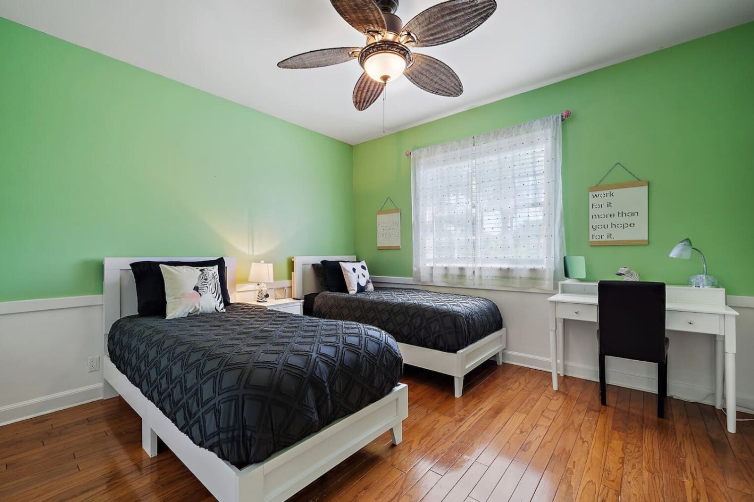 Building Photo - 13655 Jonquil Pl