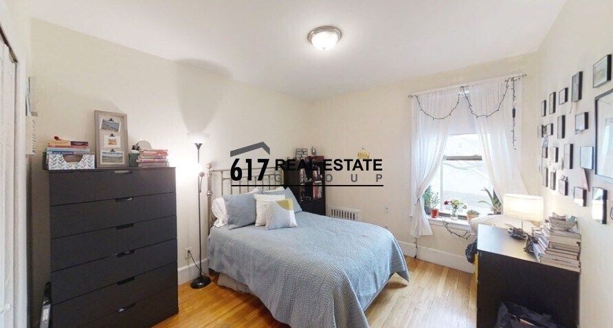 Building Photo - 39 St Paul St