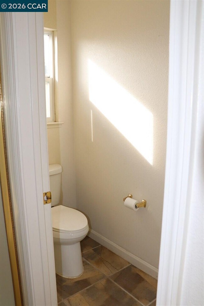 Building Photo - 4037 Coleman Cir