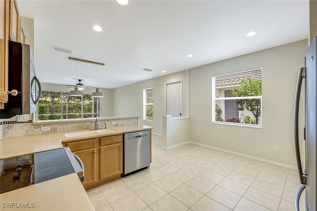 Building Photo - 16162 Ravina Way