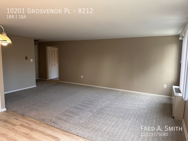 Building Photo - Newly renovated North Bethesda one bedroom...