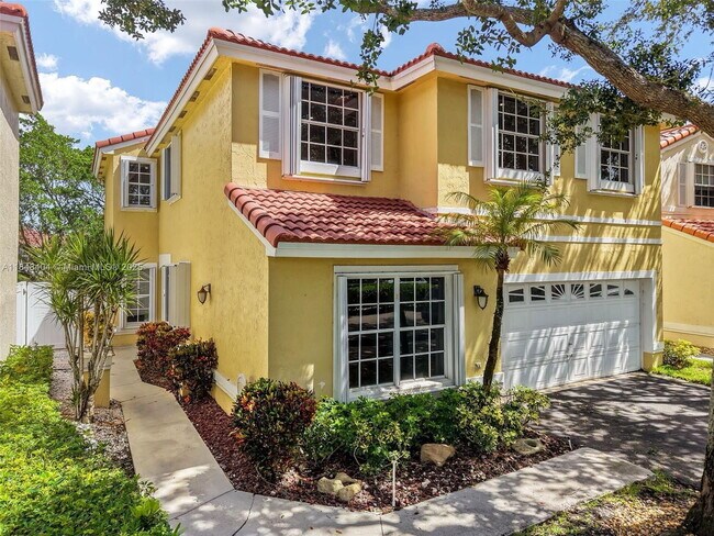 Primary Photo - 909 Garnet Cir