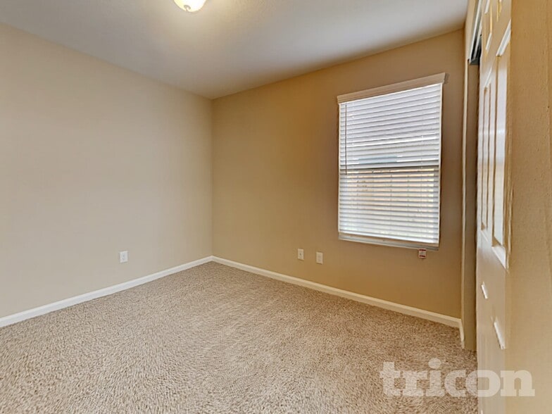 Building Photo - 4333 Campus Hills Cir