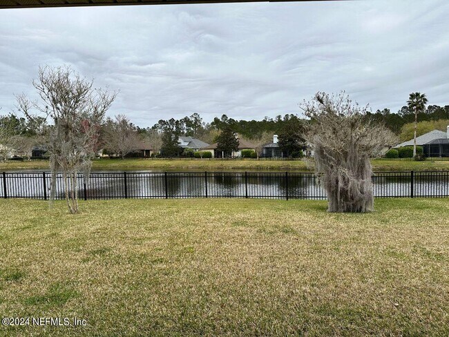 Building Photo - 1447 Barrington Cir