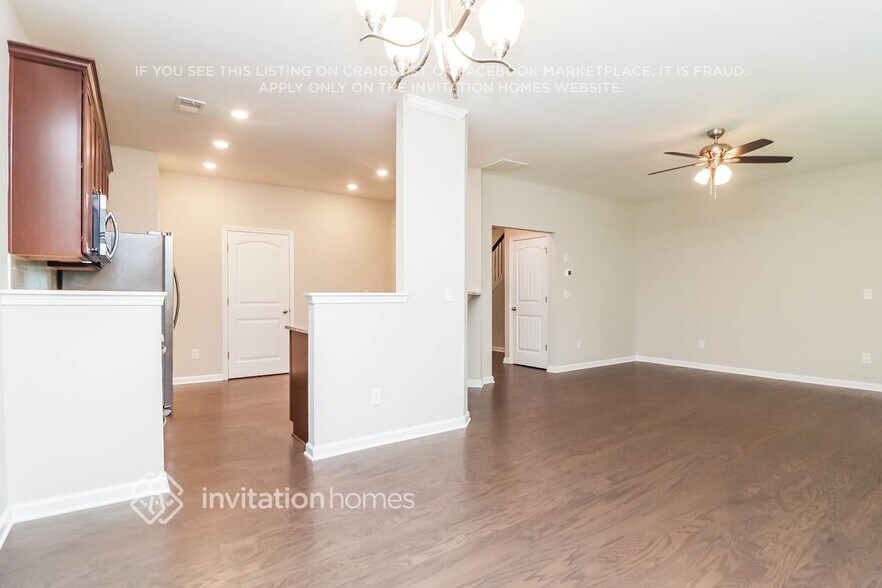 Building Photo - 7185 Heritage Oak Ct