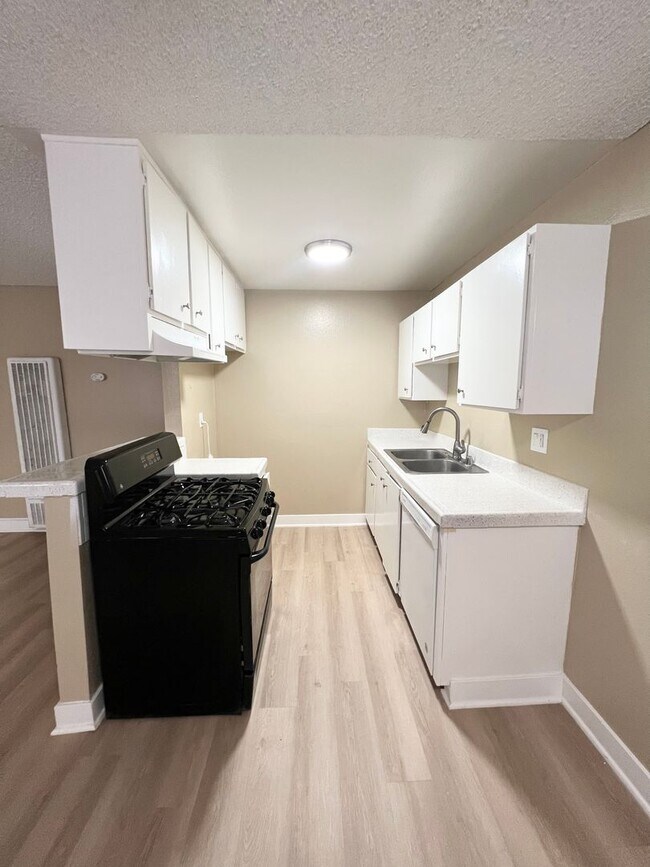 Interior Photo - Cerise  (Fountain Villa)