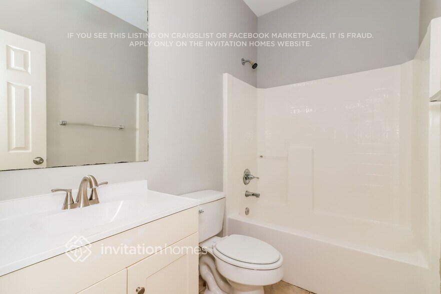 Building Photo - 1849 Mapmaker Dr NE