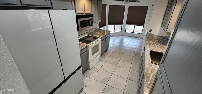 Building Photo - 2602 N 61st St