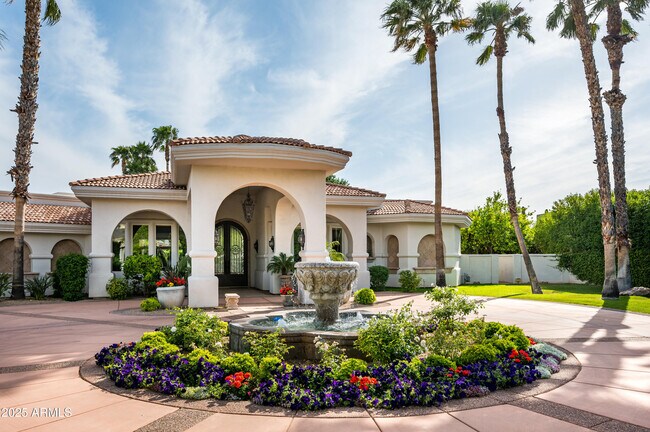Building Photo - 6649 E Berneil Dr