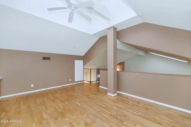 Building Photo - 7113 E Arlington Rd