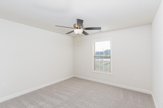 Building Photo - 1805 Talco Dr